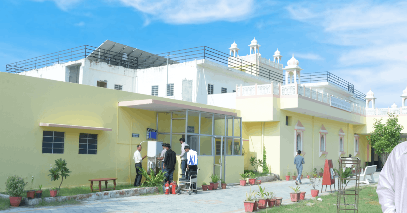 Innovative Learning at Biyani Pharmacy College: The Top Pharmacy College in Jaipur