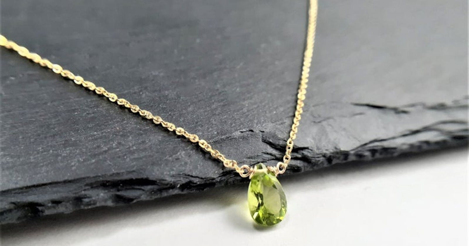 August Birthstone Jewelry Trends: Embracing the Beauty of Peridot