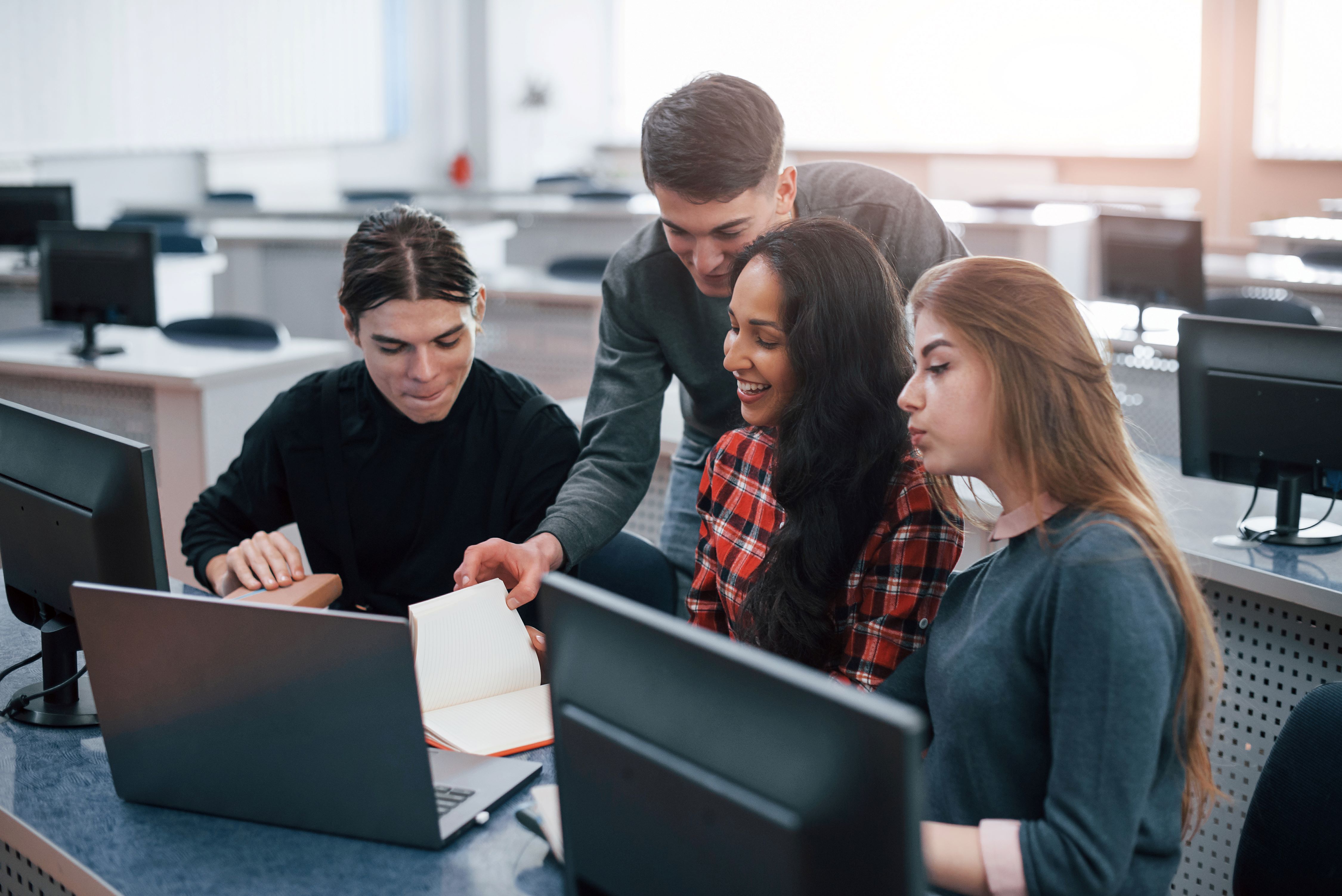 Excel in Java Programming with High Technologies Solutions - The Best Java Training Institute in Delhi
