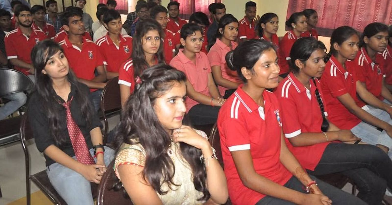 Leading the Way: Biyani Girls College's BBA Program Shaping Tomorrow's Business Leaders in Jaipur