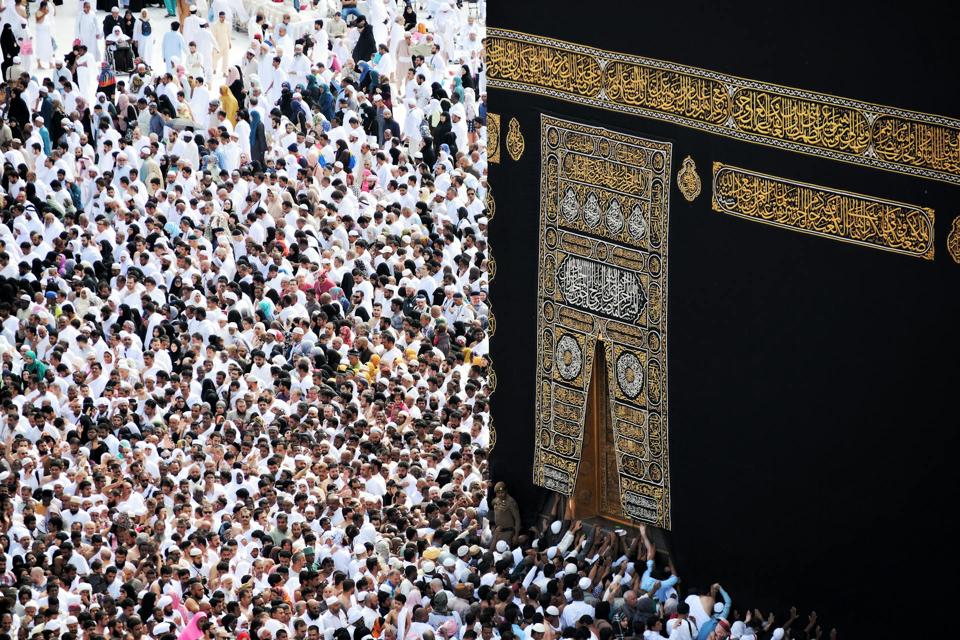 Islamabad to Riyadh Flights: Umrah & Budget Travel Guide