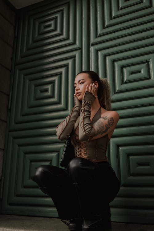 Choosing the Right Underbust Corset for Your Body Type