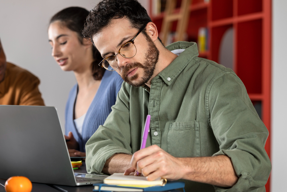 Educação e Formação Profissional: A Chave para o Sucesso em um Mundo em Constante Transformação