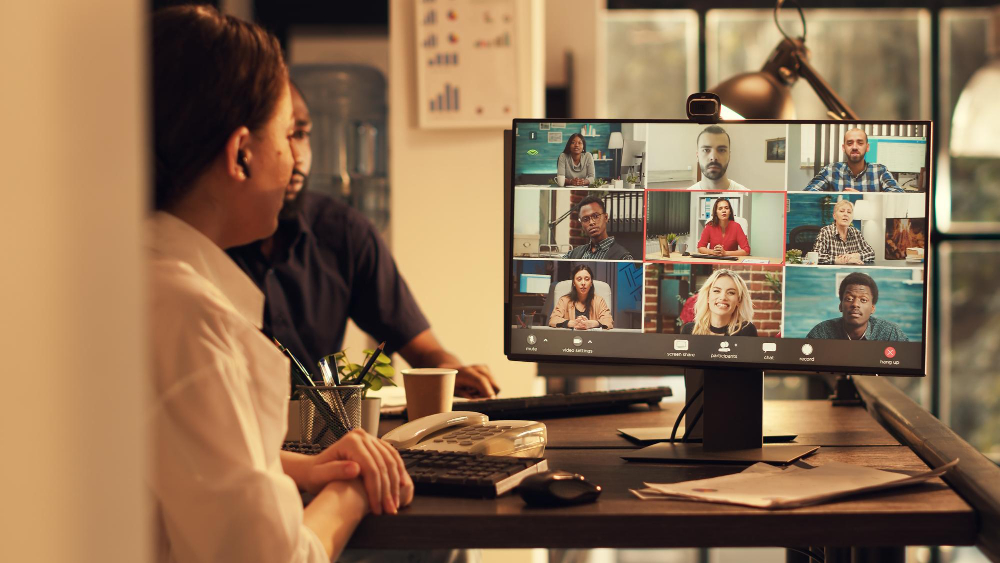 Mastering Engagement: Unveiling the No-Brainer Blueprint of Hybrid Events
