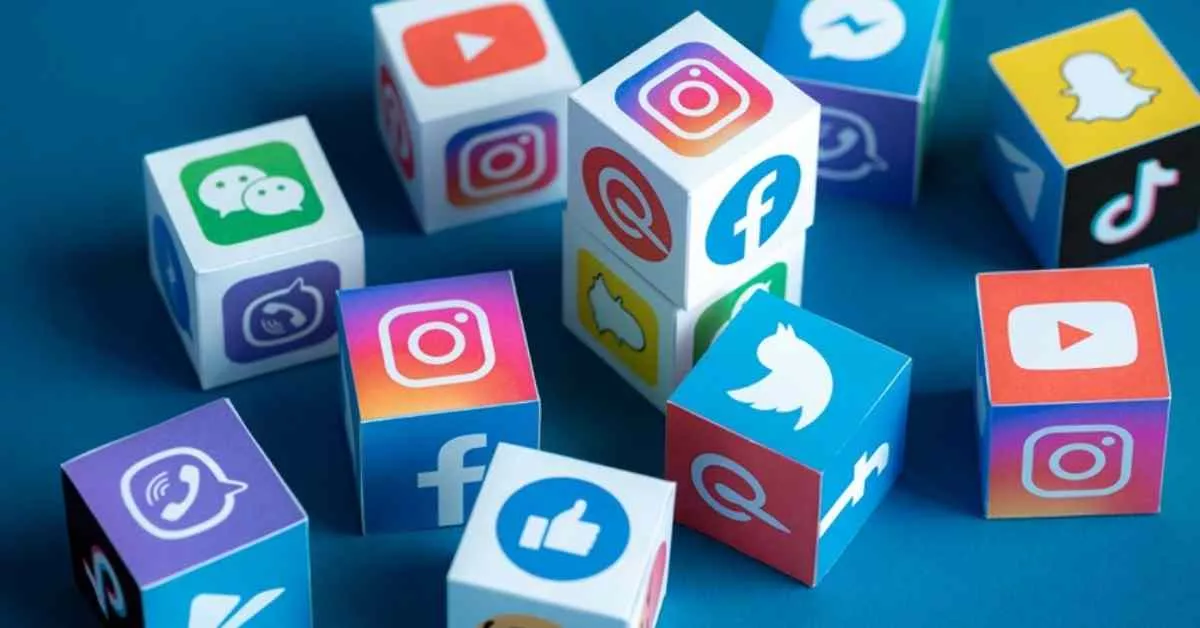 The Pros and Cons of Social Media: An In-Depth Look