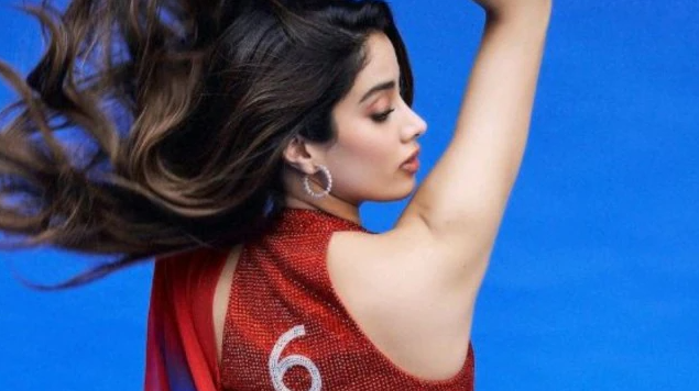 Janhvi Kapoor Opens Up About Wearing Rented Clothes and Jewelry