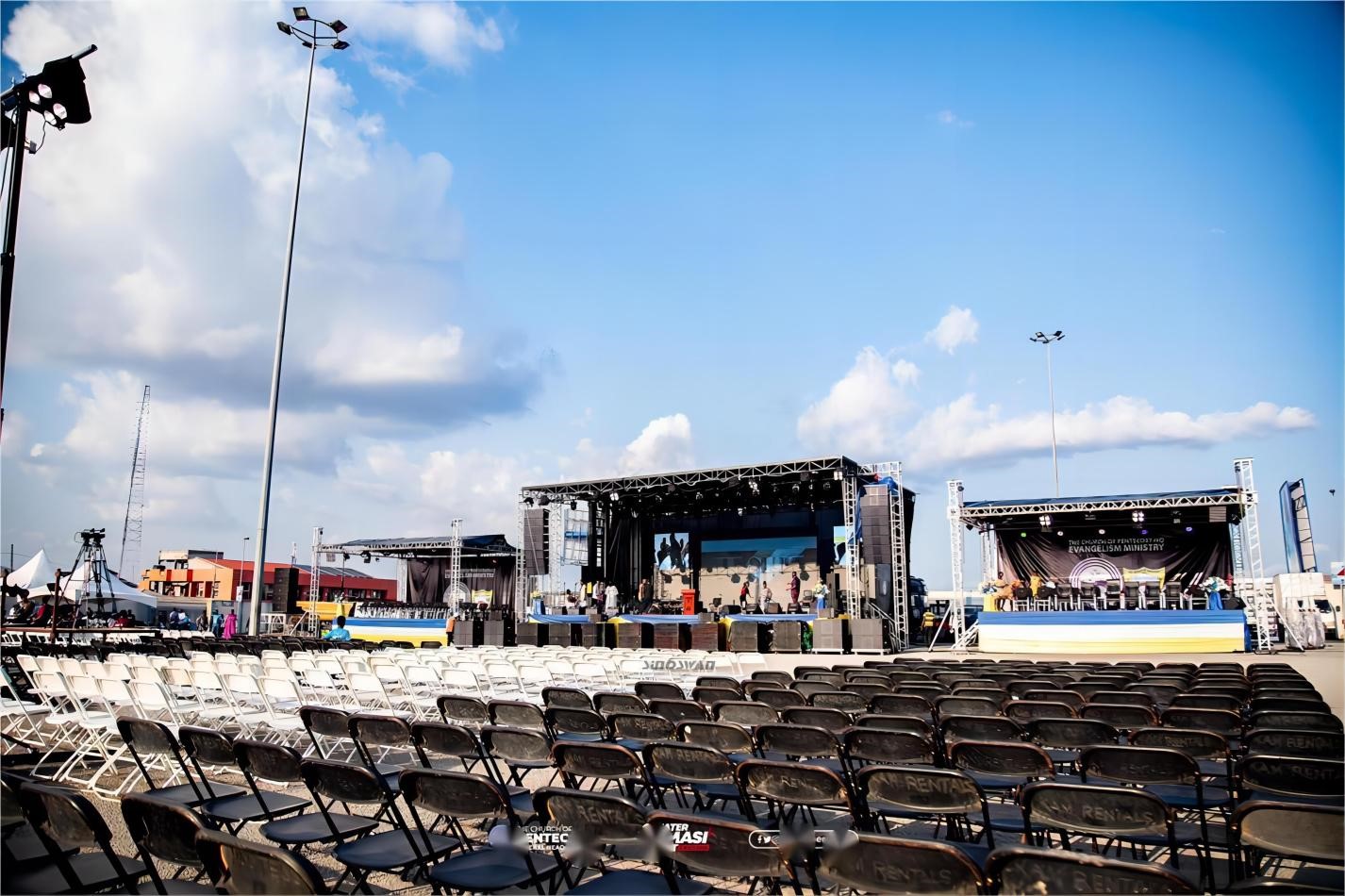 The Various Challenges and Solutions of Trailer Mobile Stages