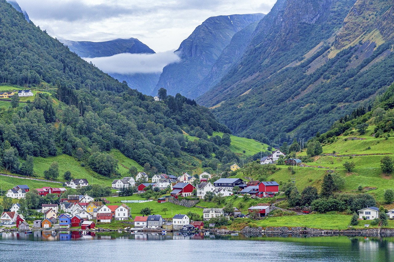 Generation Globetrotters: Unforgettable Family Adventures with These Multigenerational Holiday Packages