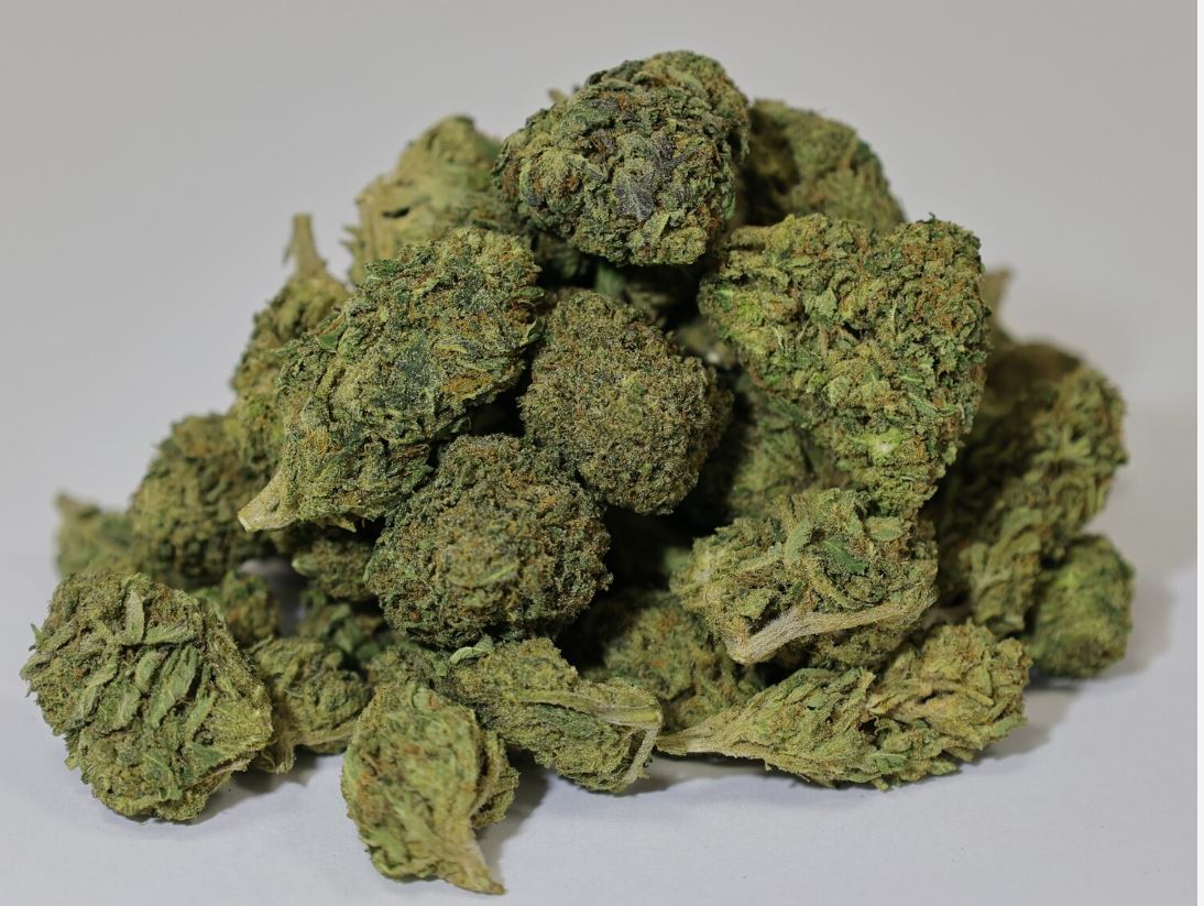 How to Choose the Best Wholesale THCA Products