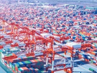 Transforming Logistics with IoT and Big Data for International Shipping