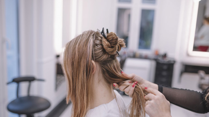 Exploring Online Hairstyling Courses: Your Path to Professional Skill Enhancement