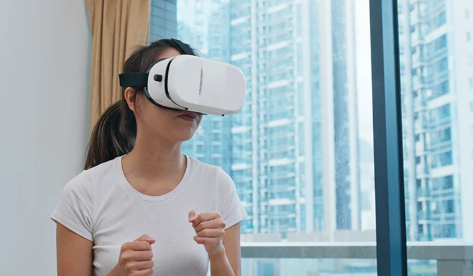 Best Use Cases of Immersive Technology in Virtual Reality Across Canada