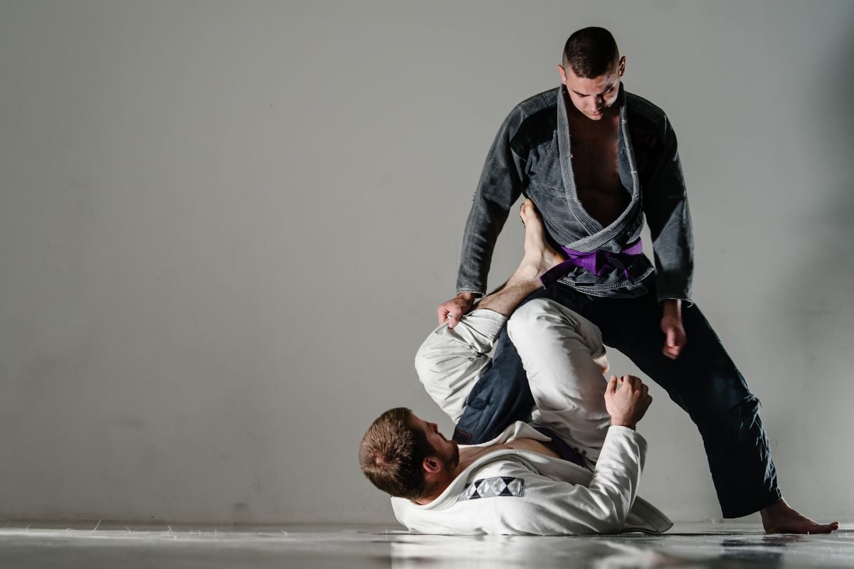 Discover the Art of Grappling: A Guide to Brazilian Jiu-Jitsu Training