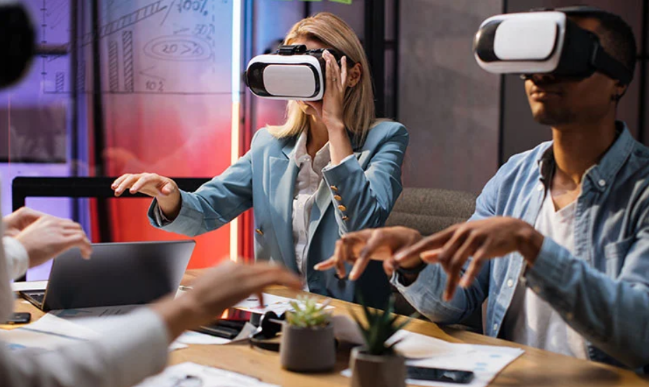 The Rise of Immersive Technology in Canada: Transforming Industries and Experience
