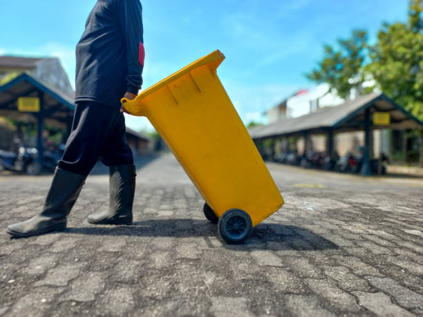 Preventing Odors with Regular Dumpster Cleaning