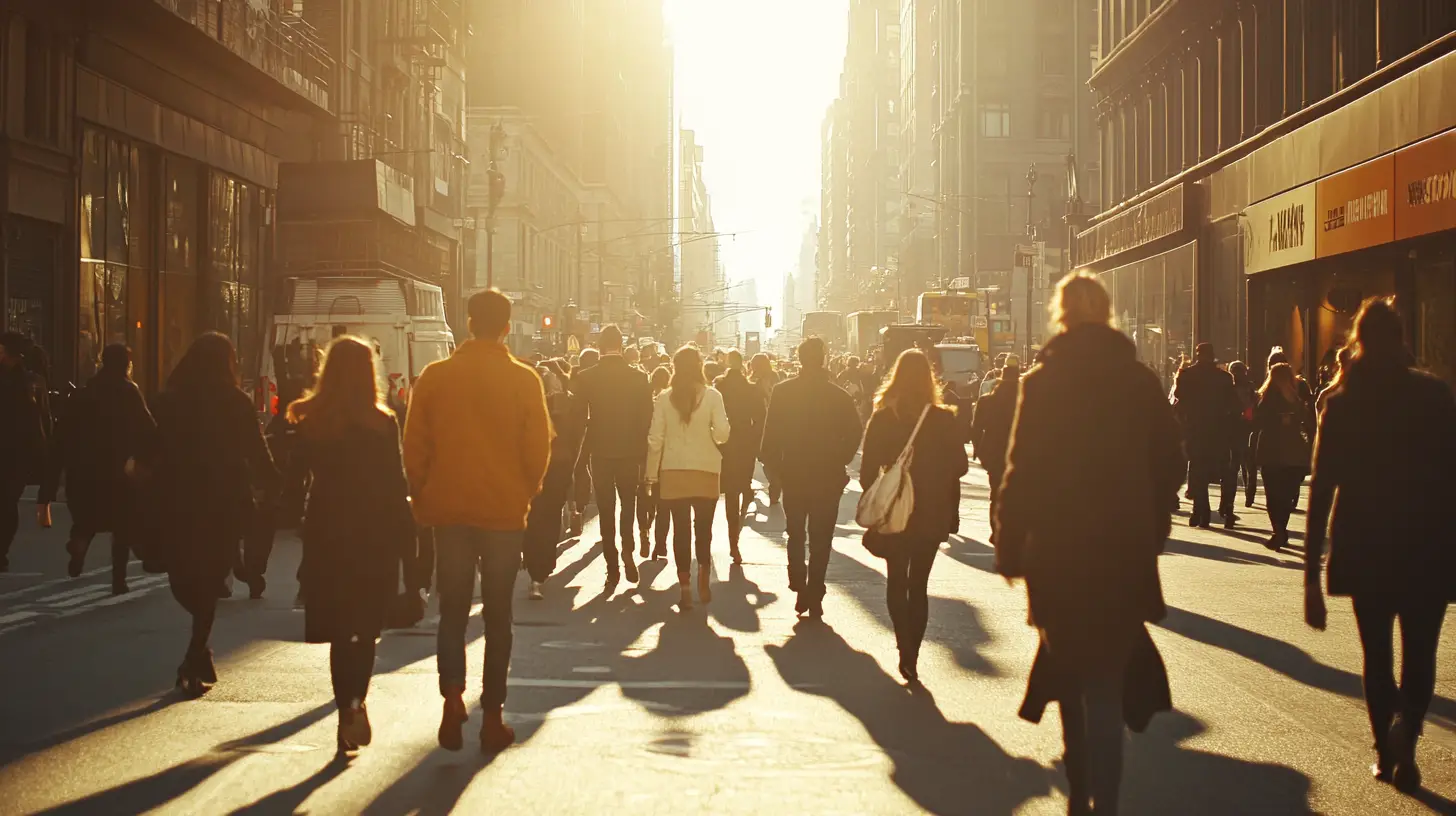 A bustling city street under the sunlight, with soft morning light shining on the road, warm tones, fashionable pedestrians, full of energy and vitality.