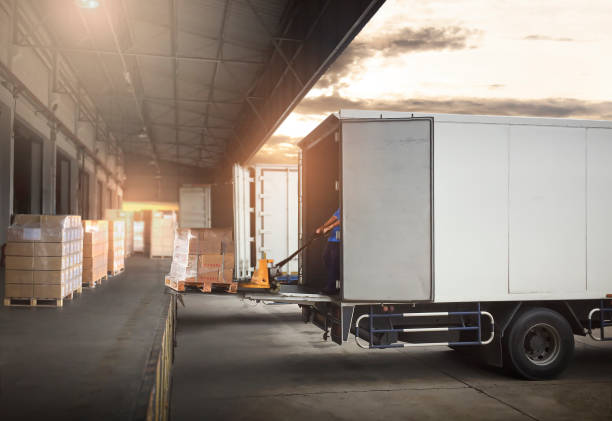 Future & challenges of warehousing and large scale logistics shipment in India