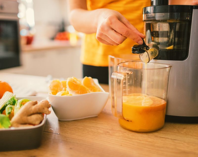 Cold Press Juicers: Benefits, Reviews & Where To Buy