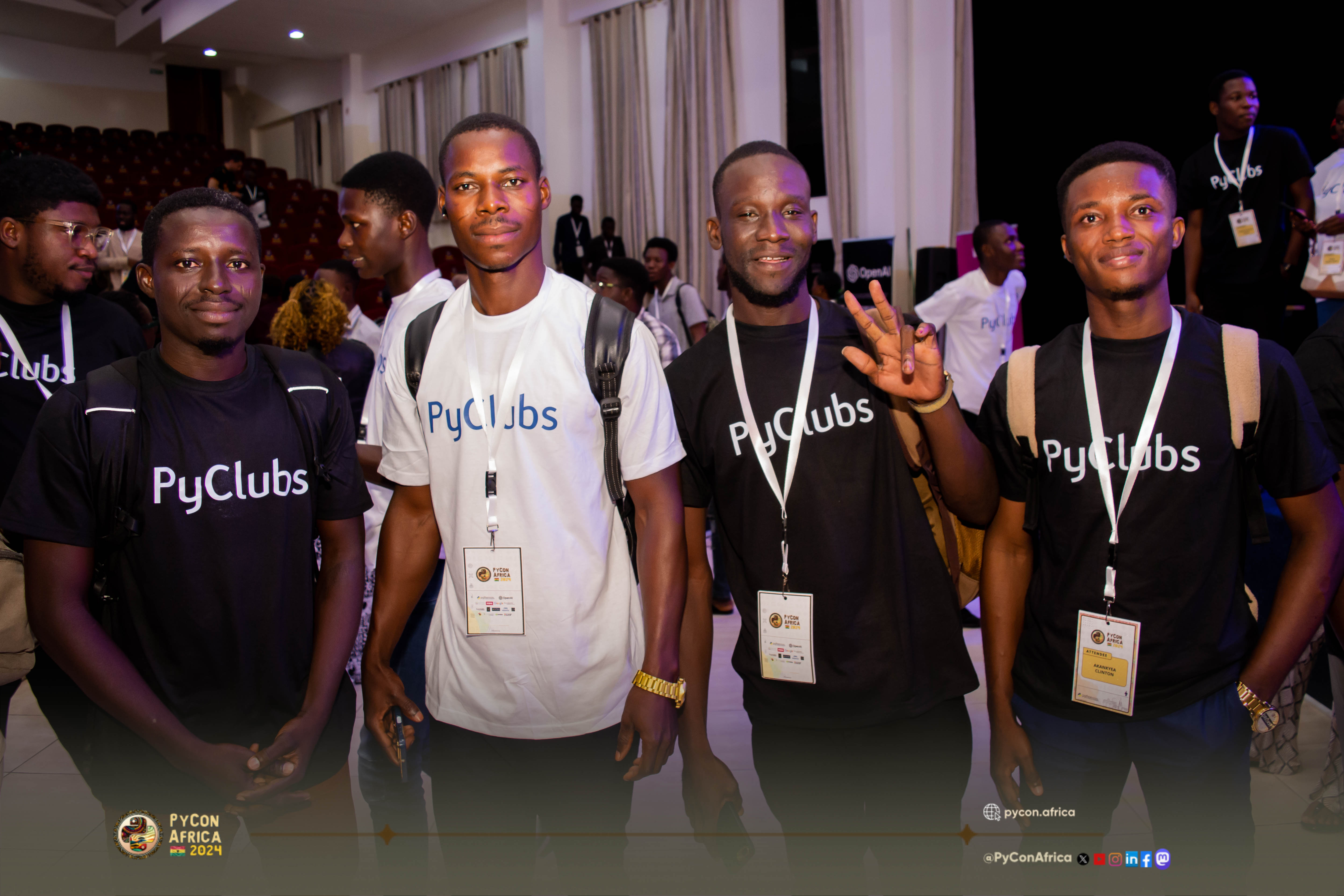 A group picture with PyClubs members