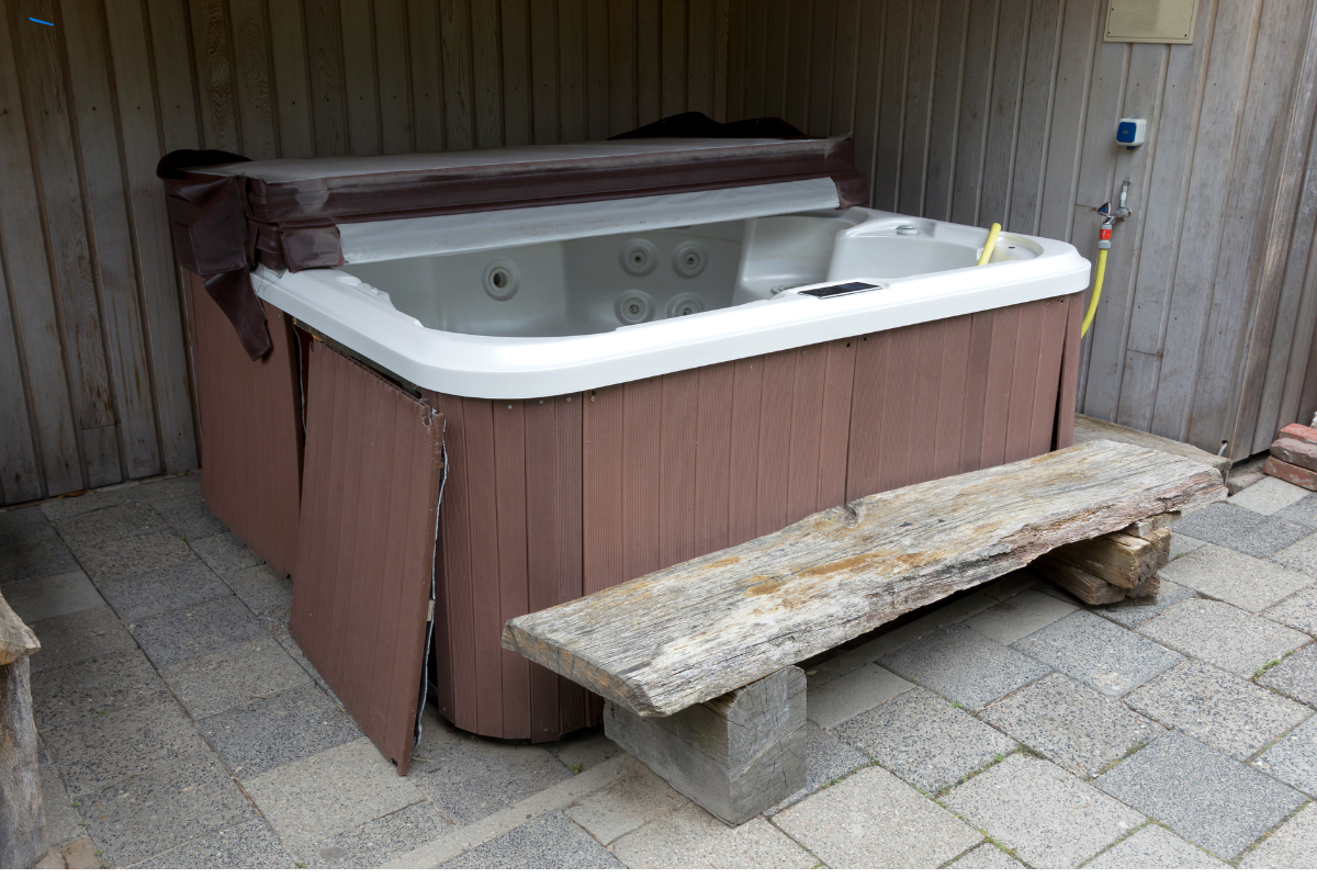 Why Hiring a Local Hot Tub Moving Service is Worth It