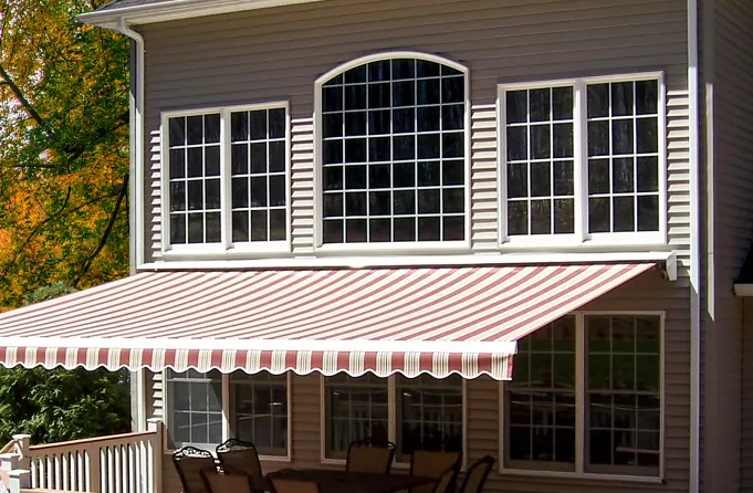 Fence Awnings: A Perfect Blend of Privacy and Shade