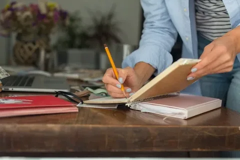 How Do Book Writers for Hire Turn Your Ideas into Bestsellers