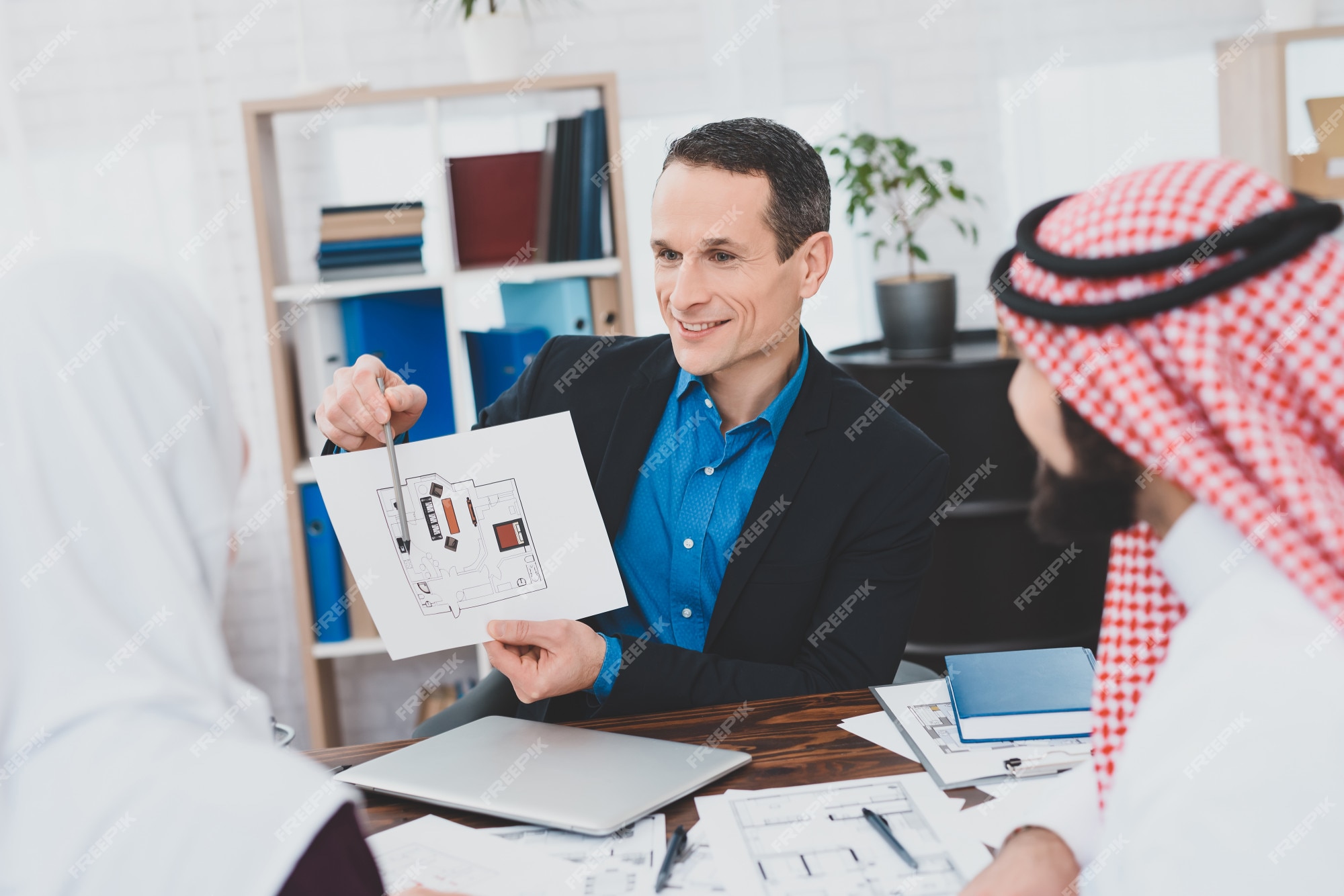 Best Franchise Opportunities in Oman: A Guide by Go-Franchise