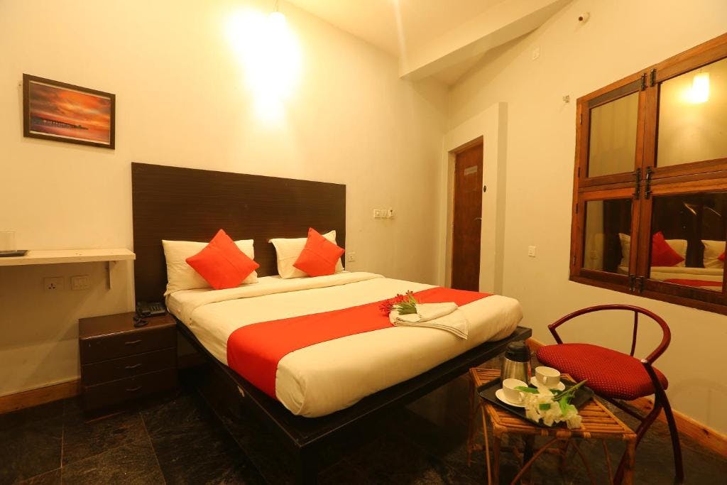      Hotels in MG Road, Pondicherry