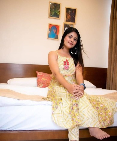 Escorts Services sonam basu Near Vivanta by Taj President Hotel Mumbai