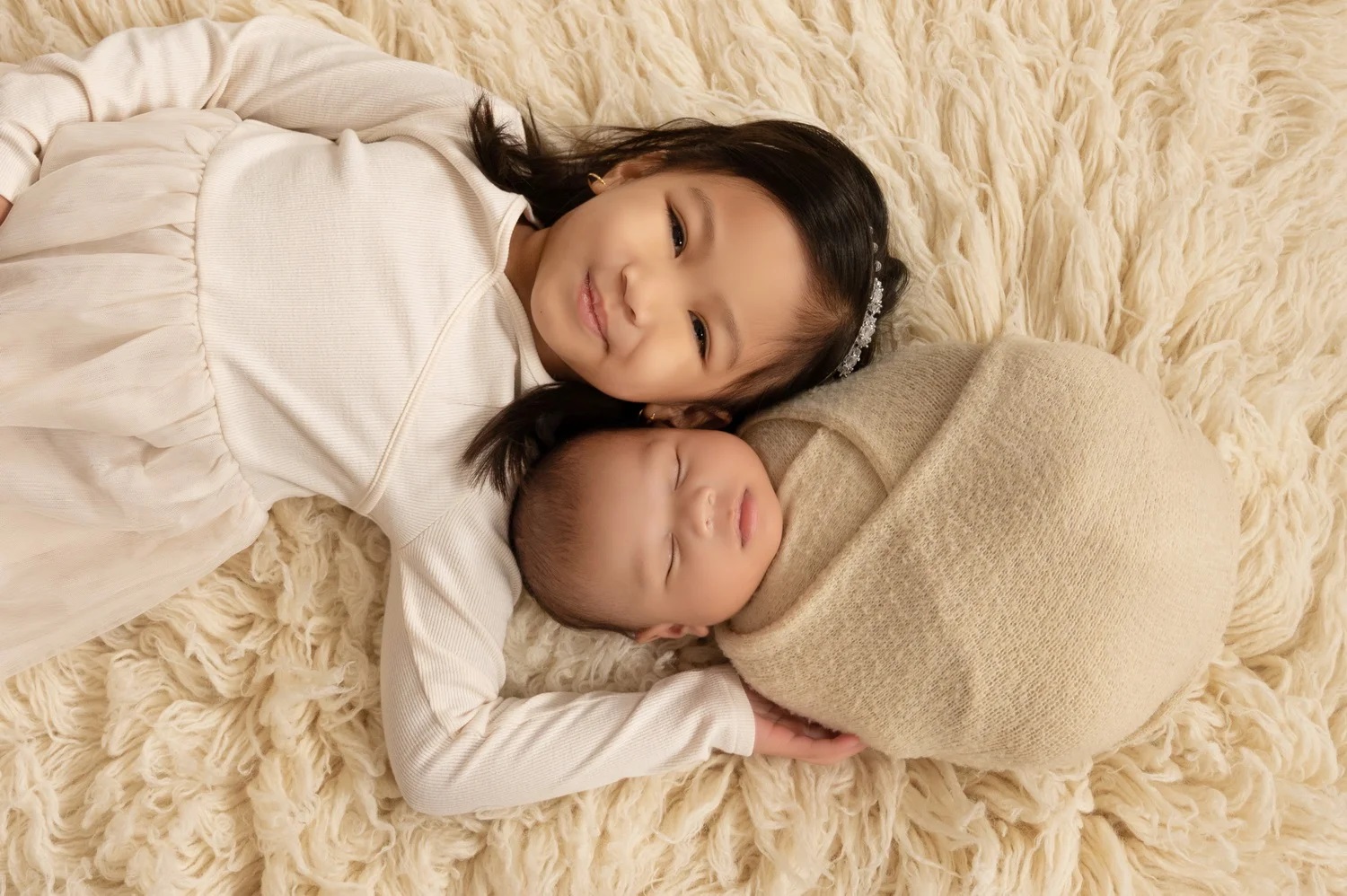 How Can Calgary Baby Photographer Help You Best With Baby Photo shoot?