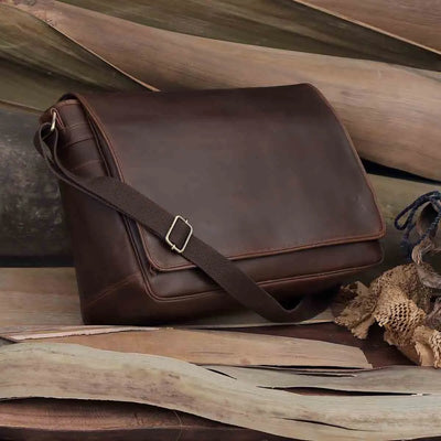 The Ultimate Guide to Leather Messenger Bags for Men: Style, Practicality, and Versatility