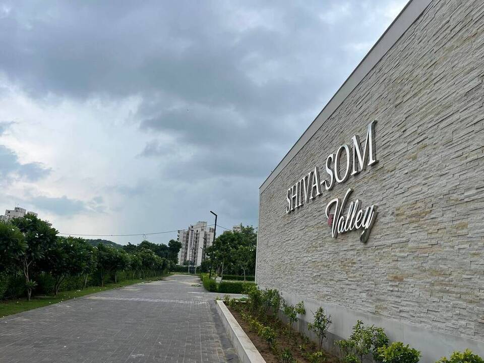 Affordable Plots in Shiva Som Valley – Your Dream Property Awaits!
