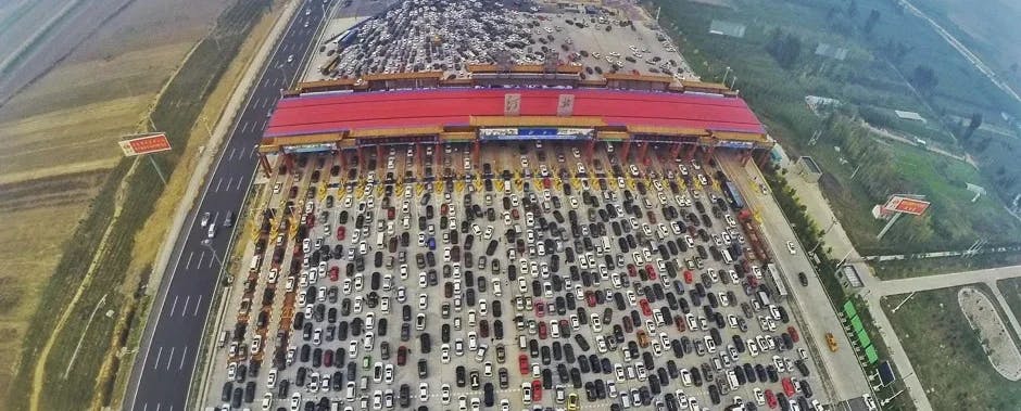 China's 50-Lane Traffic Jam Is Every Computer's Worst Nightmare