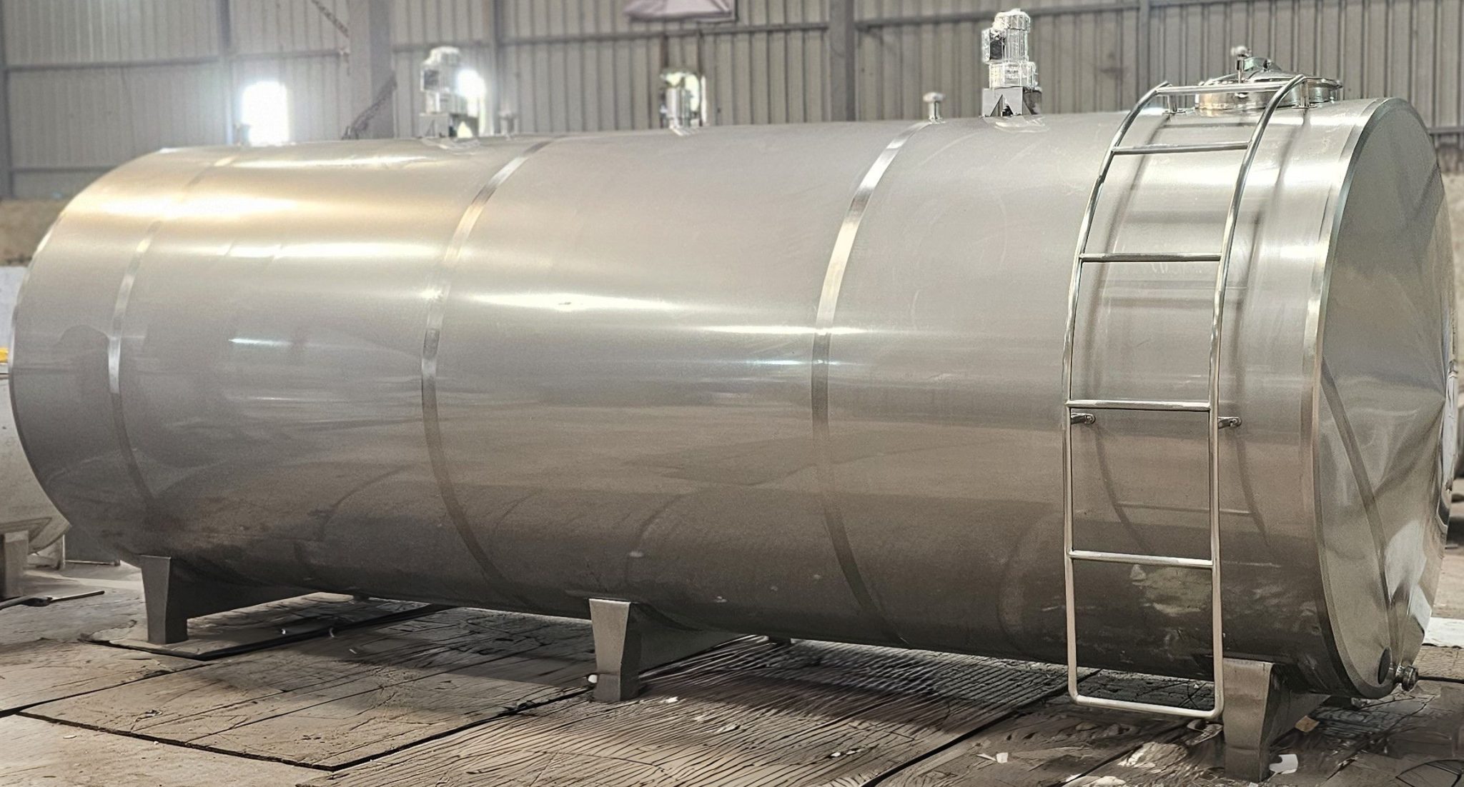 "The Importance of Horizontal Milk Storage Tanks in Dairy Operations"