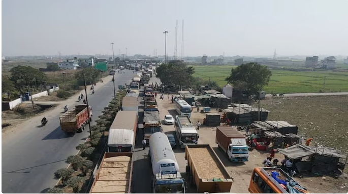 35-Km Jam Strands Devotees Overnight