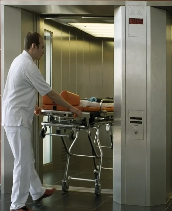 Hospital Lift Manufacturers in Delhi NCR – Advanced Medical Elevators