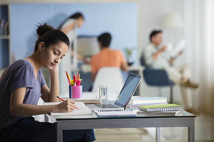 Is IAS Online Coaching as Effective as Offline Coaching?