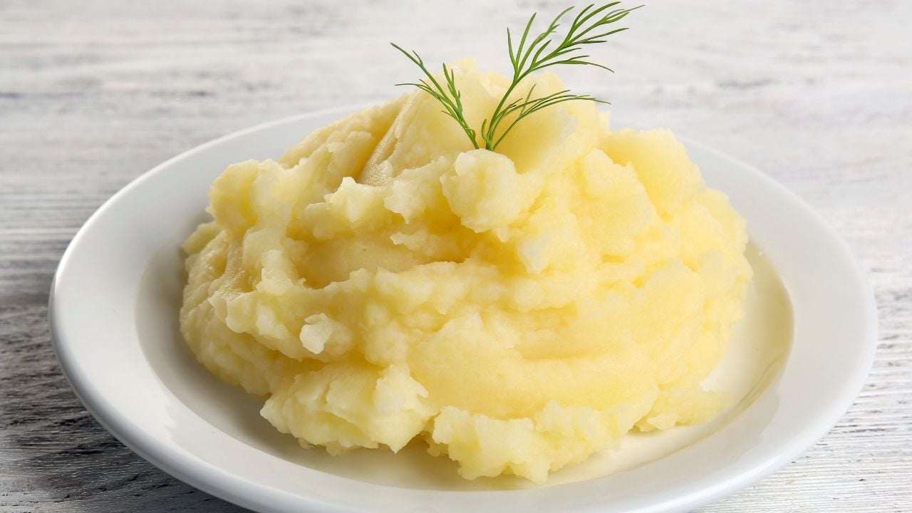 bir tabak patates püresi