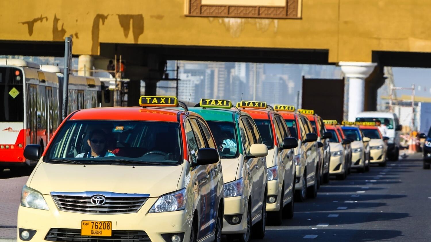 A Convenient Guide to Booking a Taxi from Jeddah to Makkah