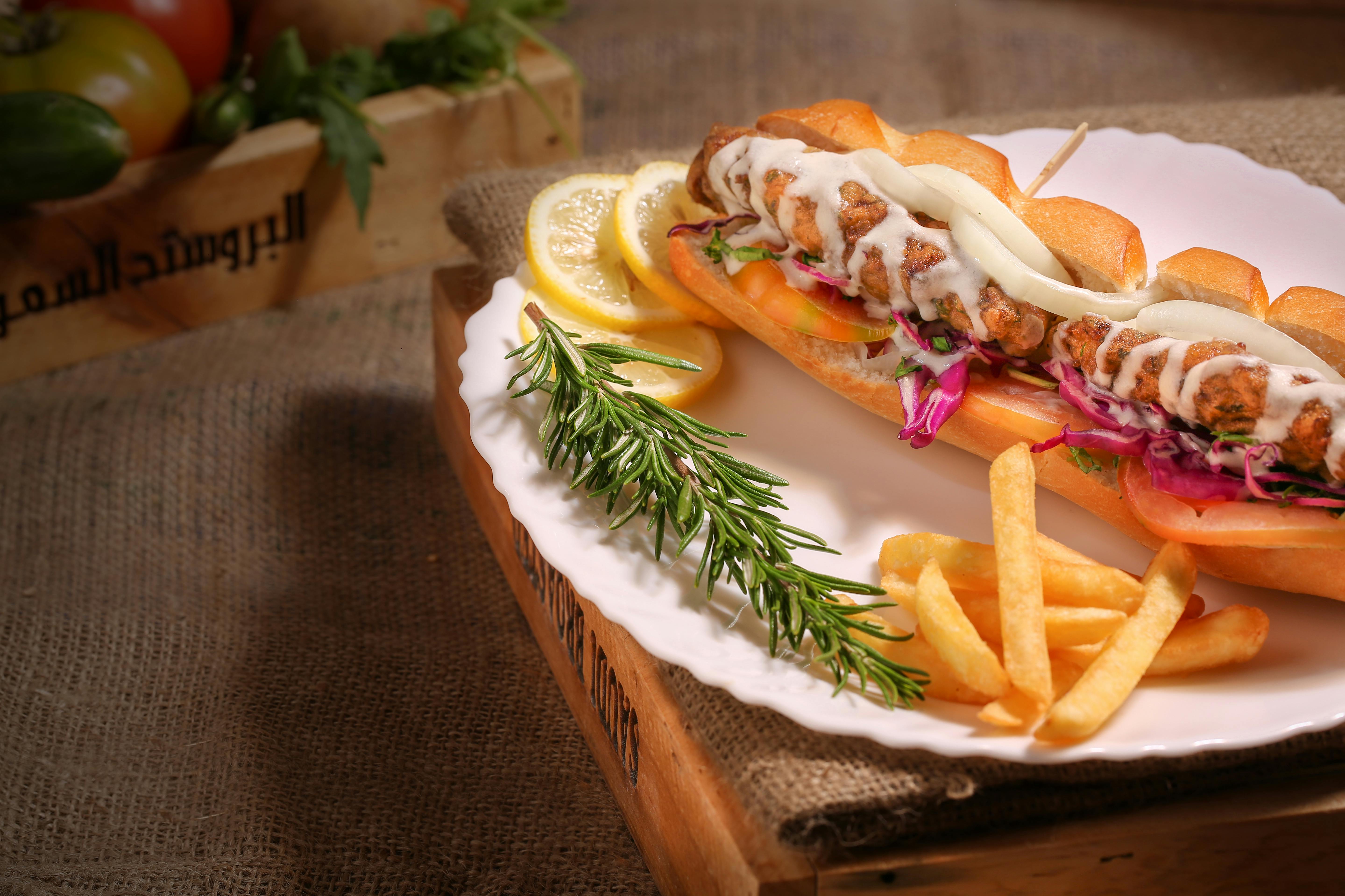 Traditional vs. Modern Shawarma: What’s the Difference?