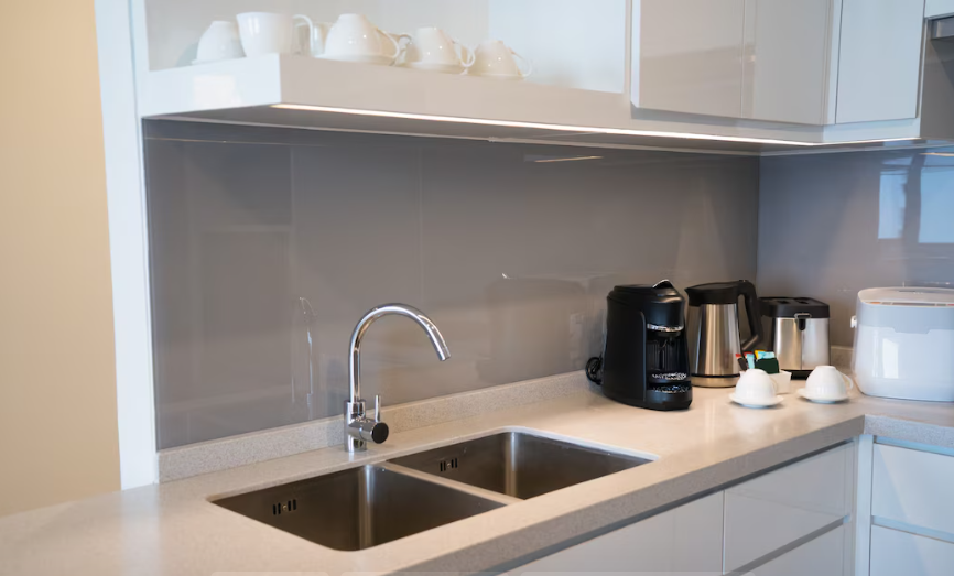How to Install a Kitchen Sink in a New Home Renovation Project
