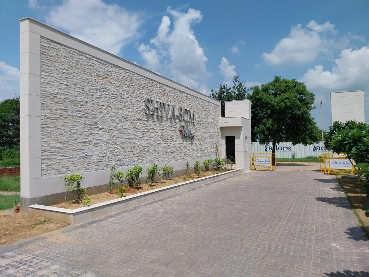 Buy Plots in Gurgaon | 100 Gaj Plots in Gurgaon – Shiva Som Valley