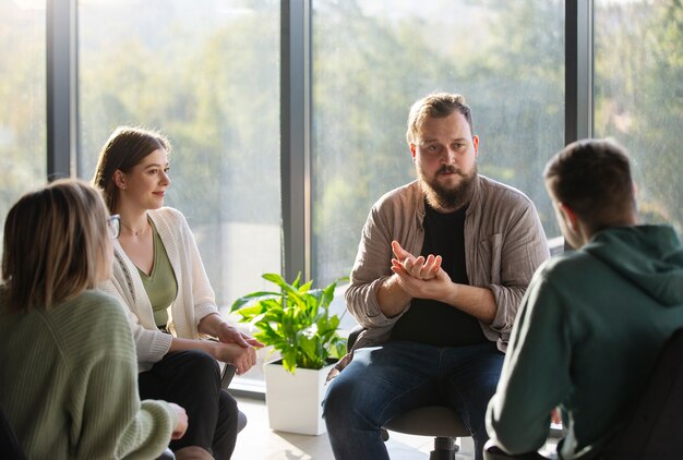From Uncertainty to Clarity: How Certified Life Coaching Transforms Young Lives