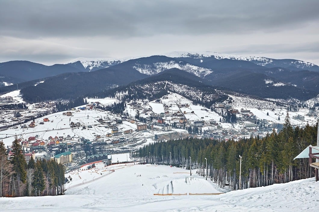 Discover the Beauty of Kashmir: A Perfect Kashmir Tour Guide