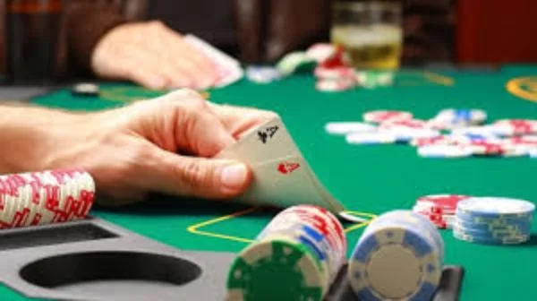 Poker 2 lá W88 - Tối ưu hóa vòng pre-flop