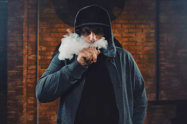 A Refillable Vape Pen offers what advantages?
