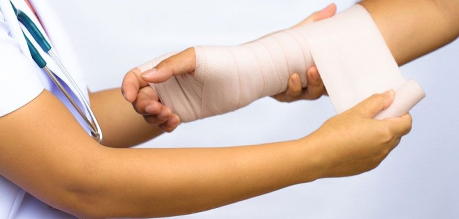 Wound Debridement Products Market is Estimated to Witness High Growth Owing to Rising Prevalence of Chronic Wounds