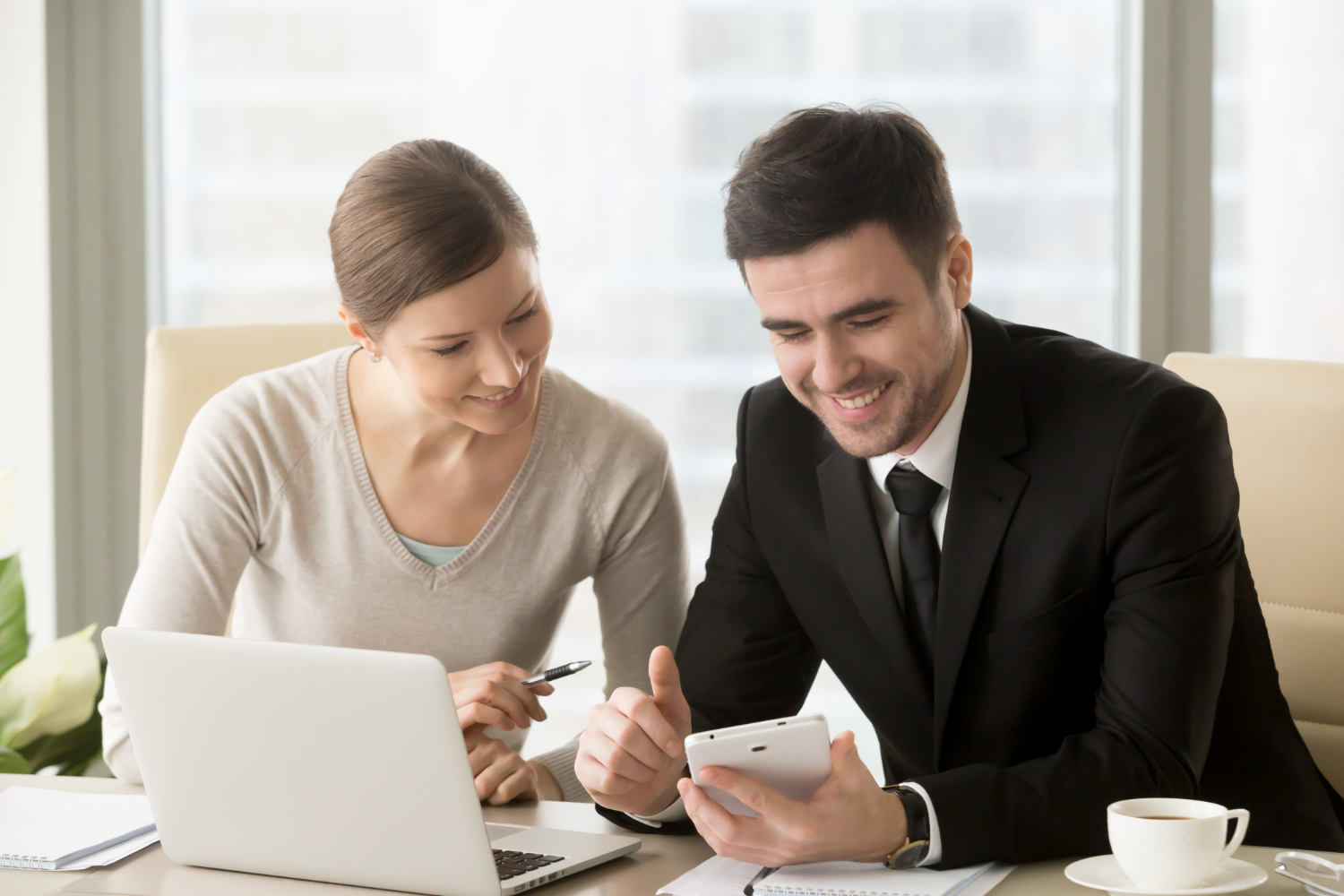 Avail Quick and Safe Financial Support from a Reliable Money Lender