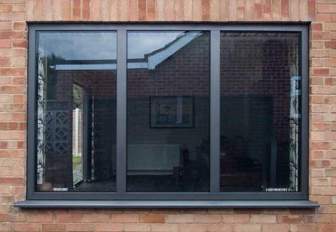How to Style Around Aluminium Fixed Windows: Blinds, Curtains & Minimalist Tricks