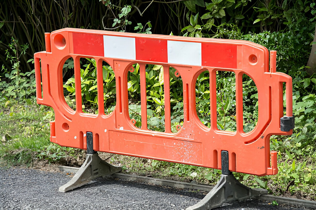 Crash Barrier Suppliers You Can Trust – Secure Your Order Today